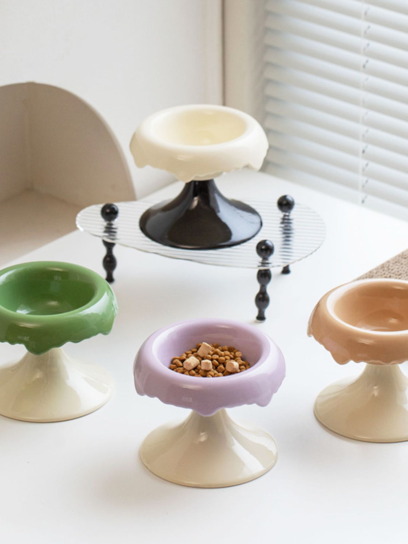 Elevated Ceramic Pet Bowl