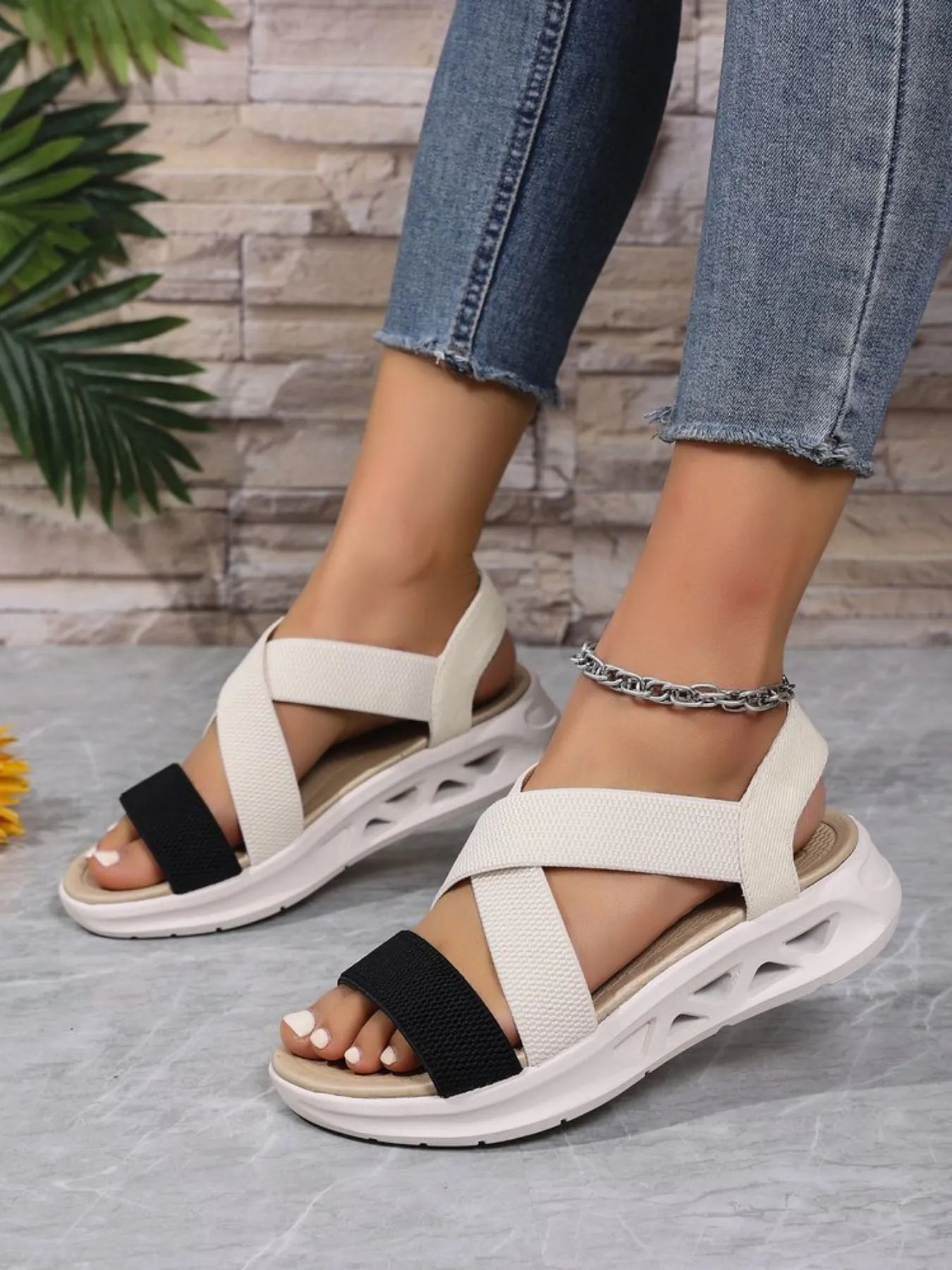 Crisscross Open Toe Platform Sandals