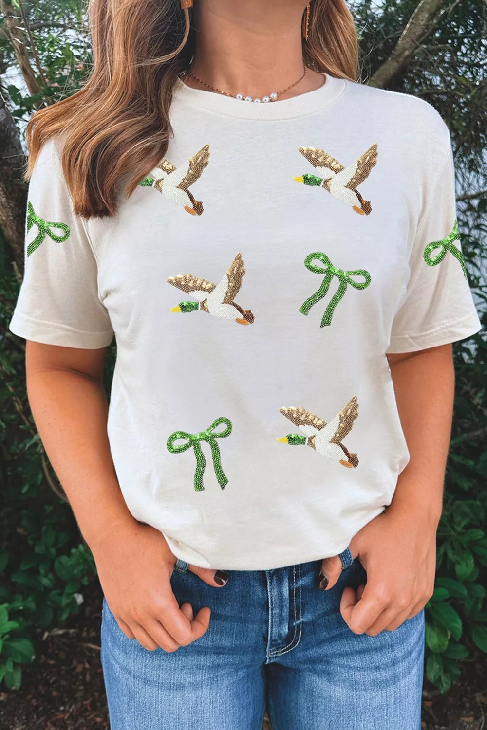 Full Size Sequin Mallard Bow Round Neck Graphic T Shirt Plus Size