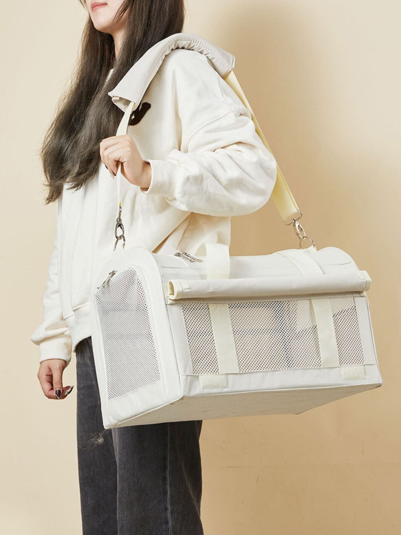 Comfortable & Breathable Pet Carrier Bag