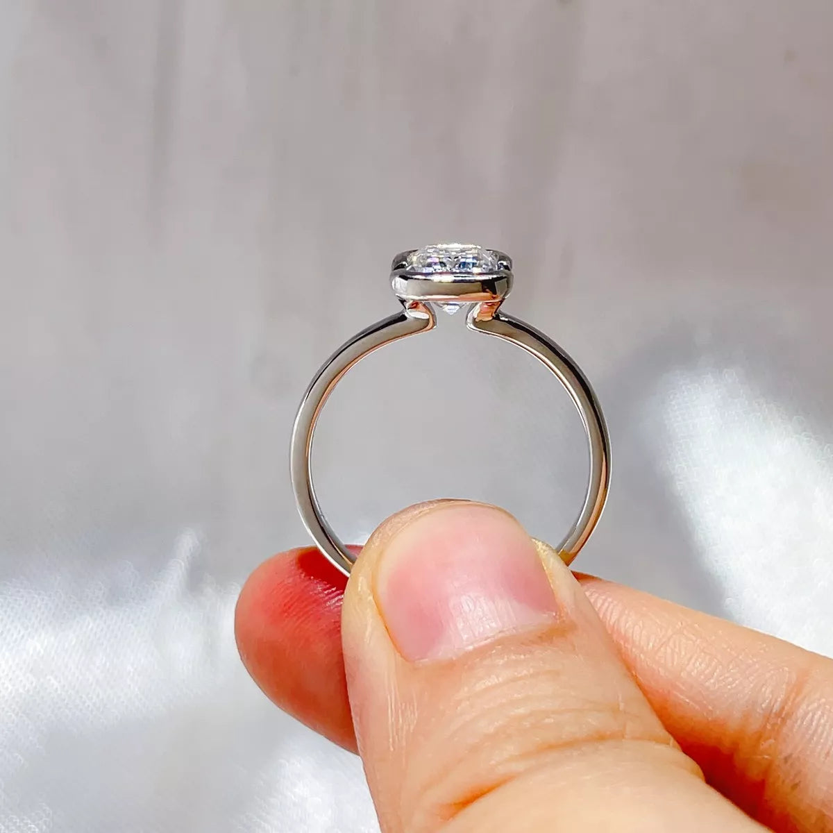 2 Carat 925 Sterling Silver Moissanite Ring