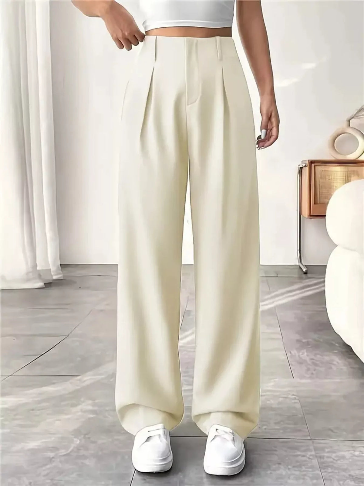 Wide Leg Pleated Pants