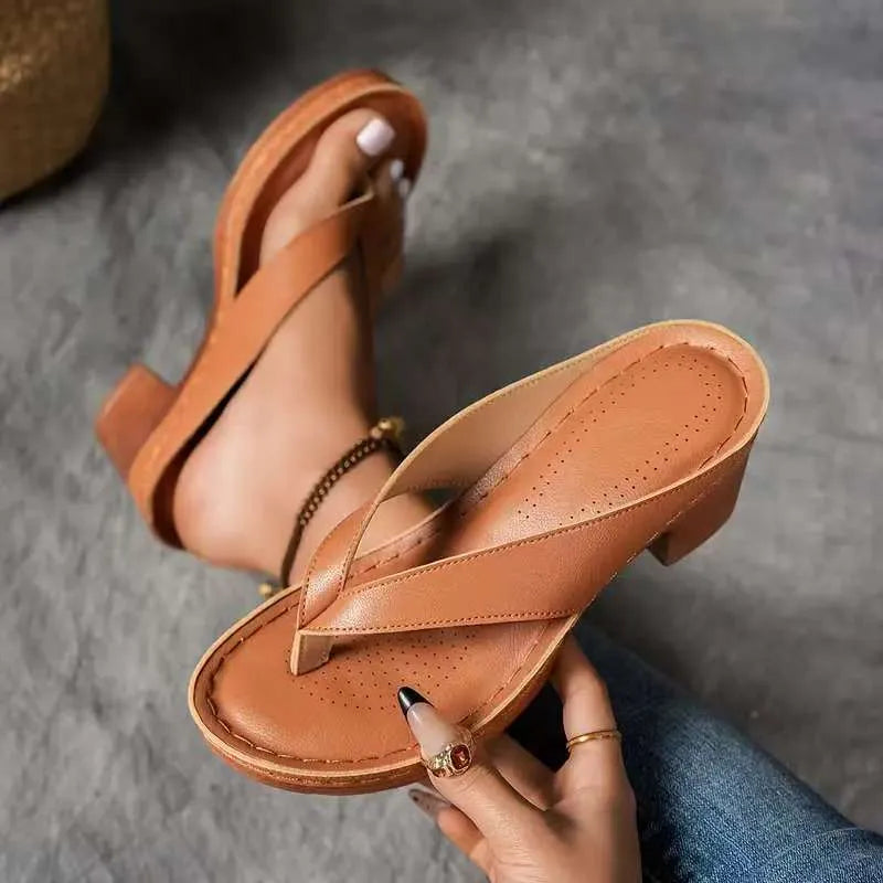 Chunky Heel Toe Post Sandals