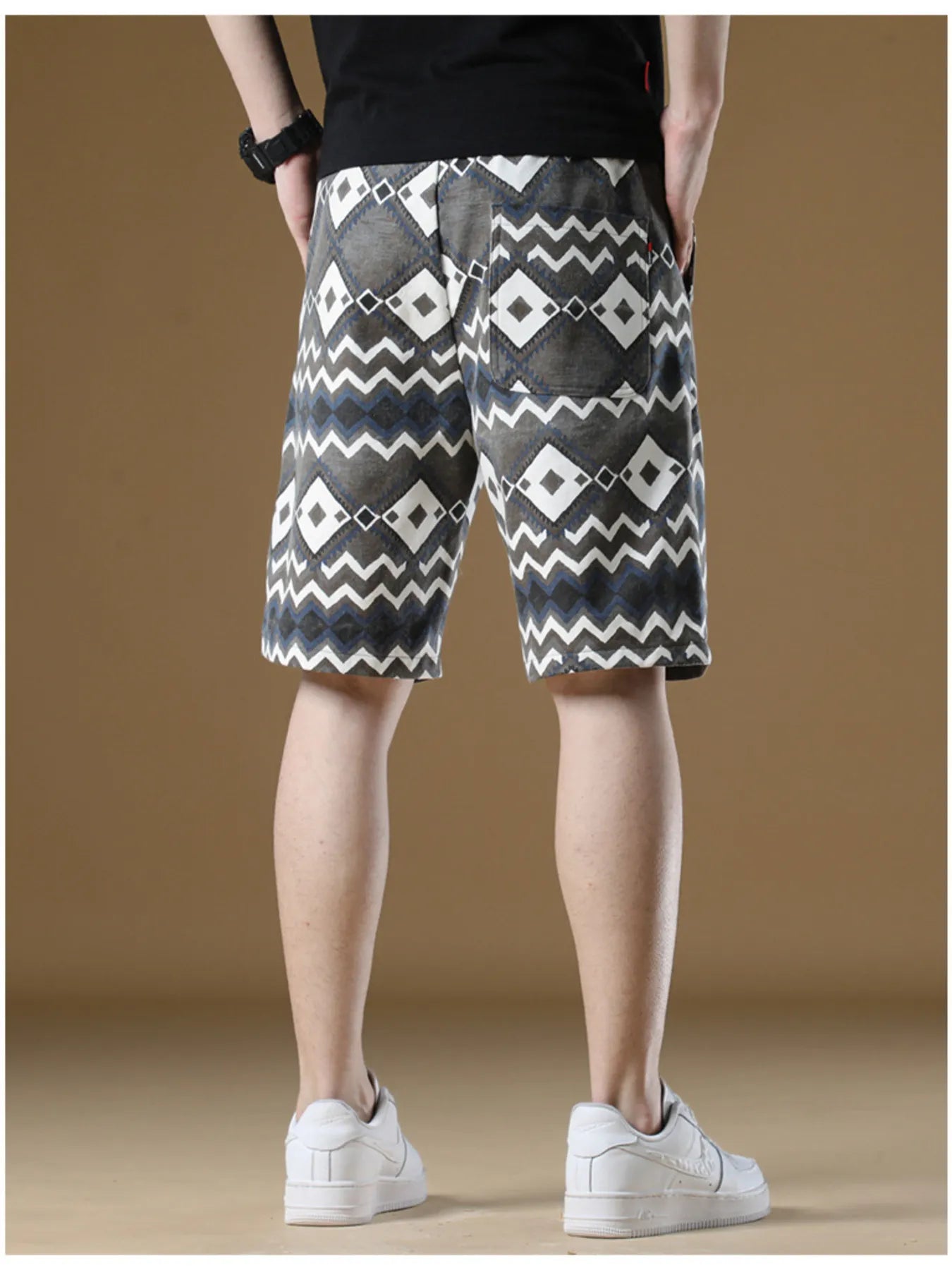 Men's Plus Size Geometric Pattern Drawstring Casual Shorts