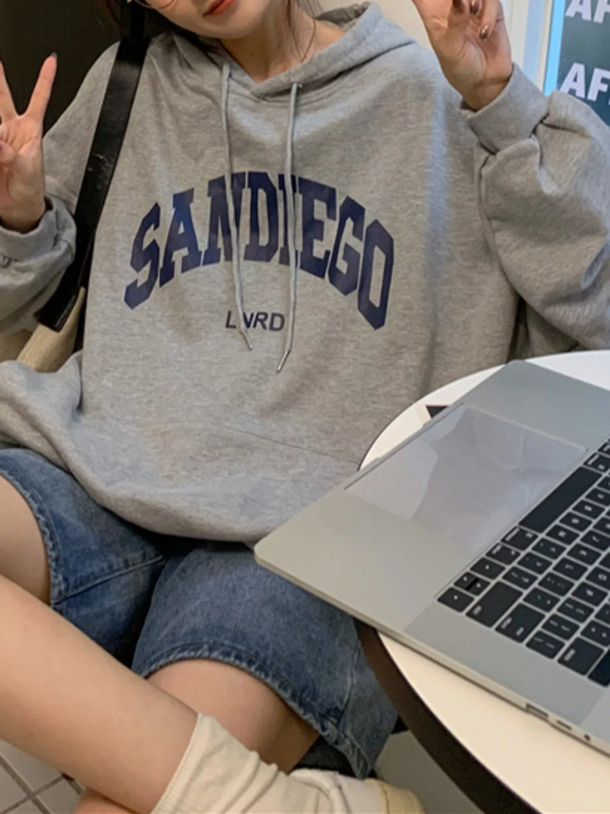 Letter Graphic Long Sleeve Hoodie