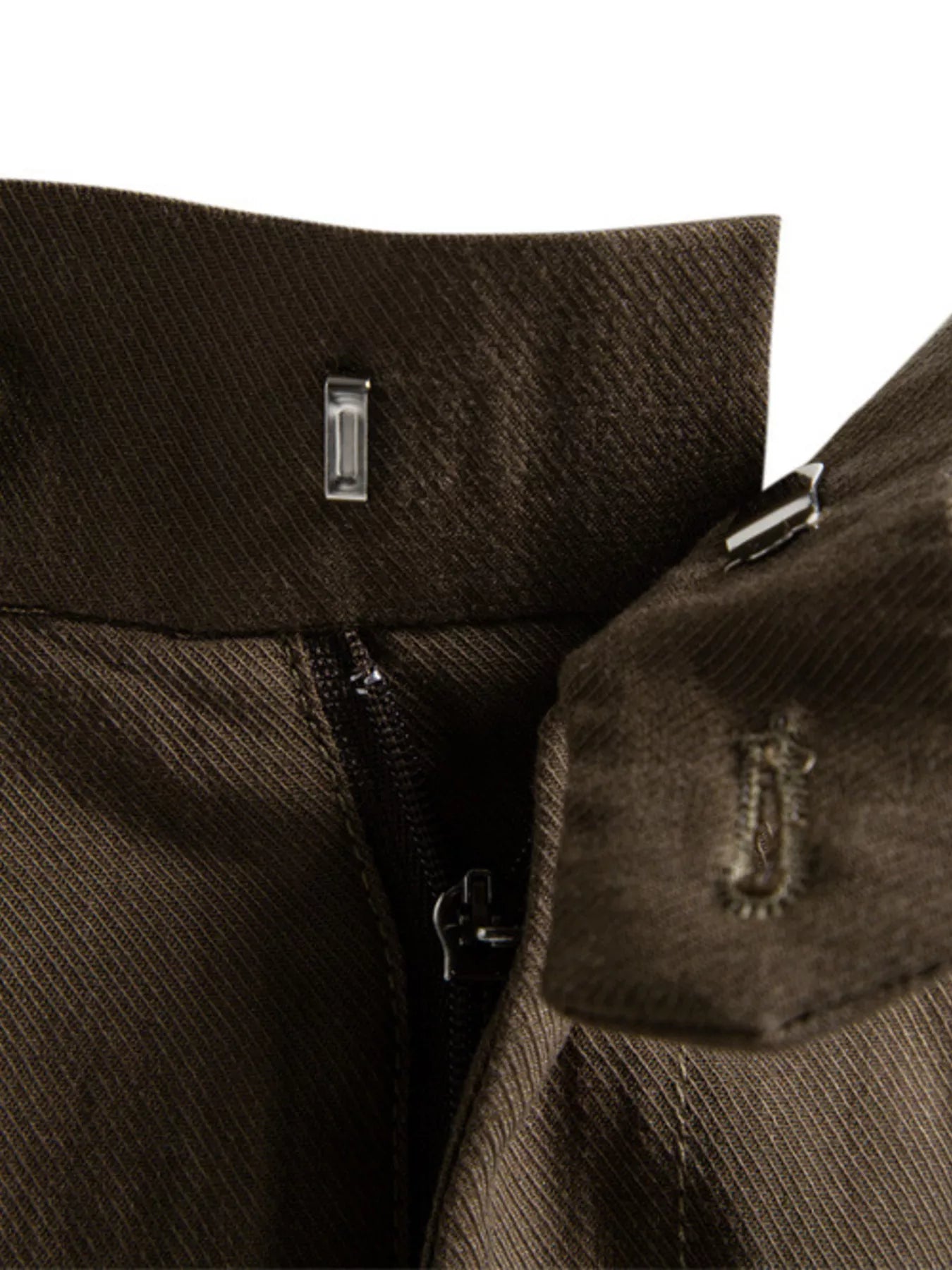 Men's Pleated Shorts with Pockets