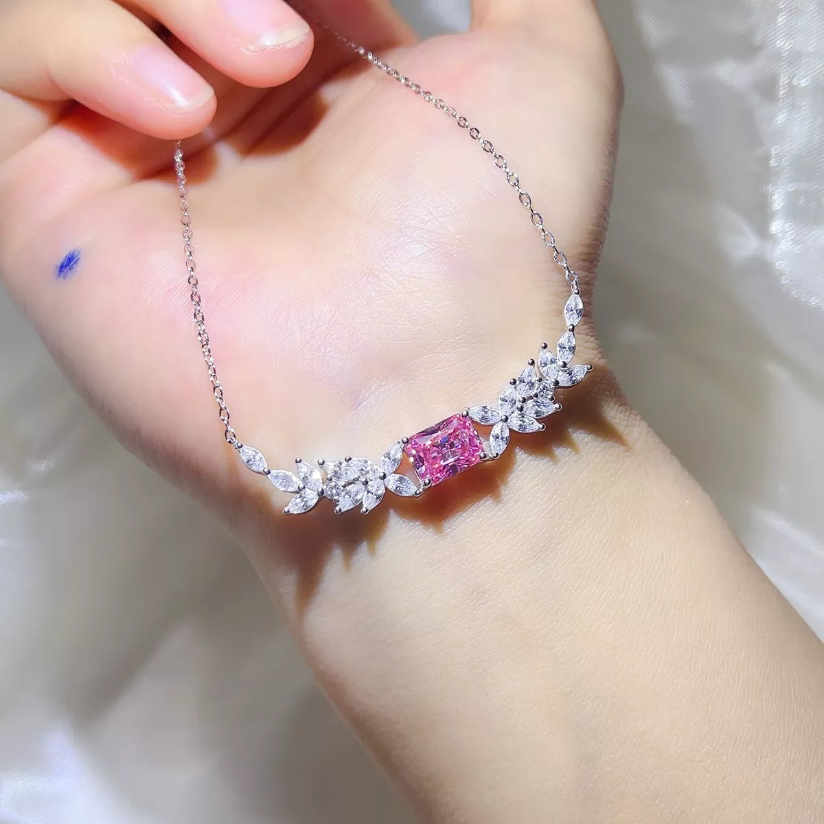 2 Carat 925 Sterling Silver Moissanite Necklace
