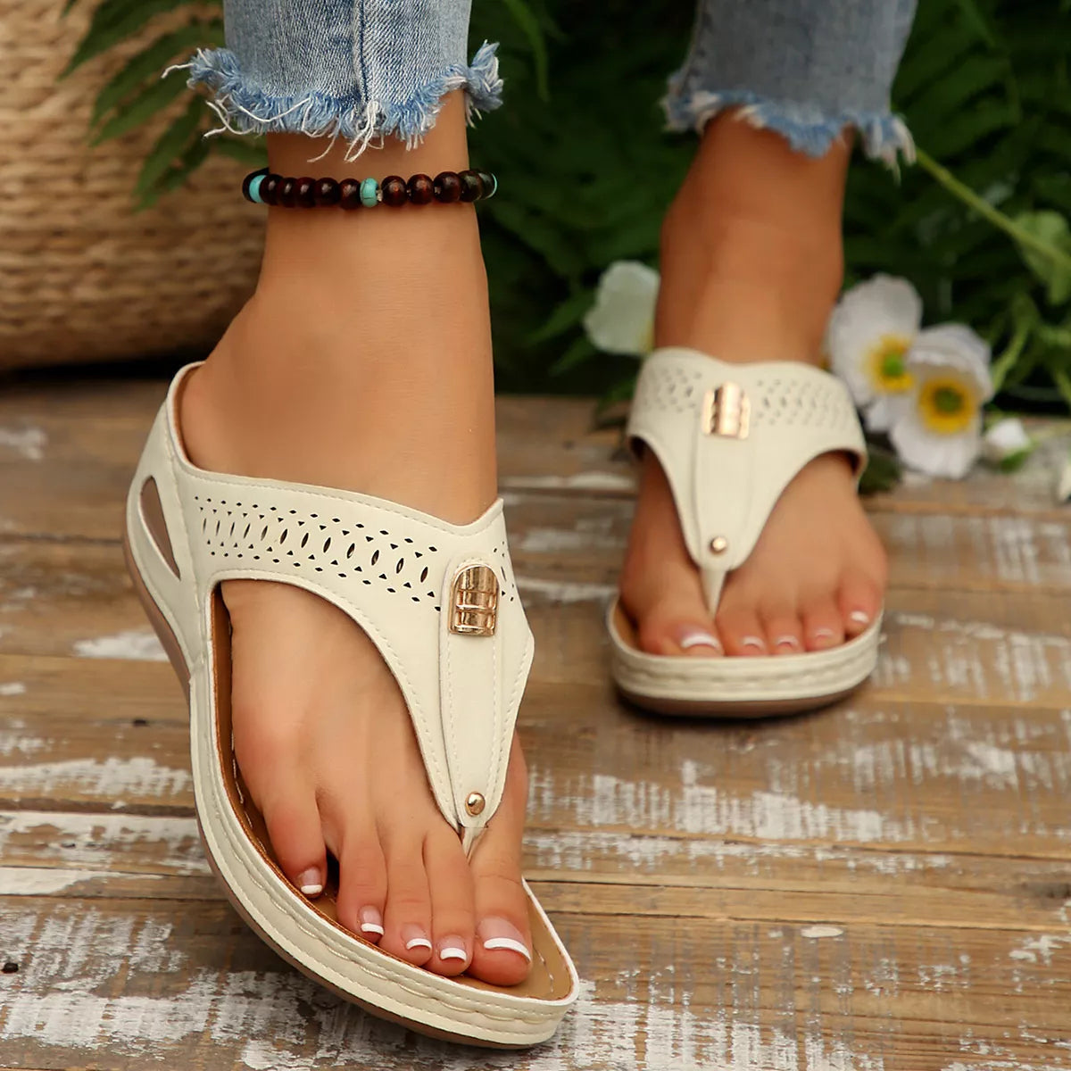 Toe Post Wedge Sandals