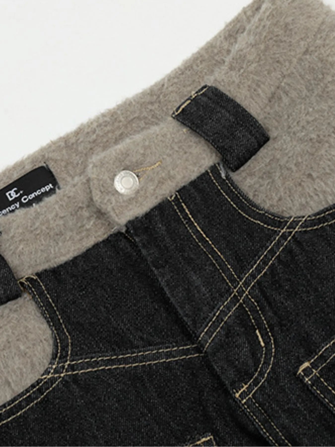 Men's Two-Tone Wide Leg Jeans with Contrast Stitching