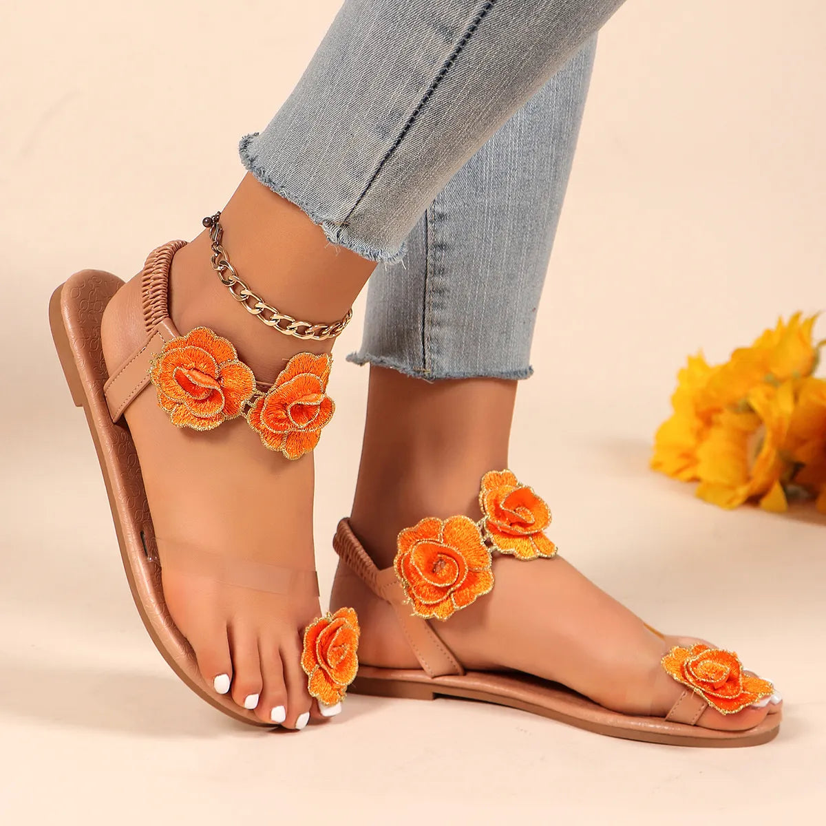 Flower Toe Loop Flats Sandals