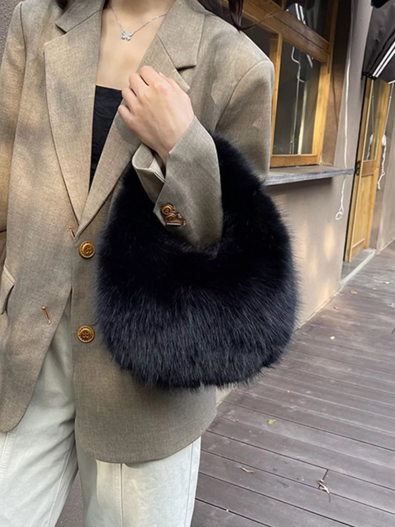 Fluffy Solid Color Handbag
