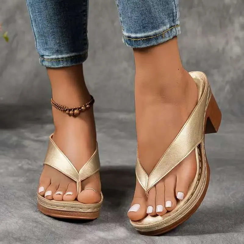 Chunky Heel Toe Post Sandals