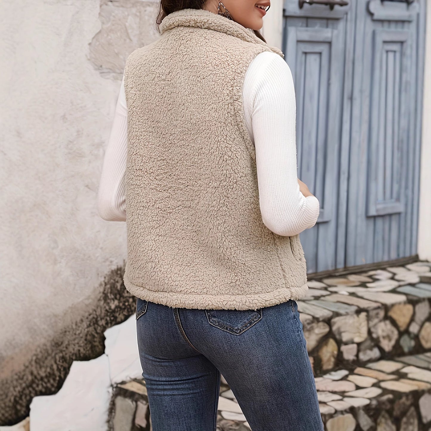 Women's Plush Stand-Up Collar Zip Vest – Sleeveless with Pockets