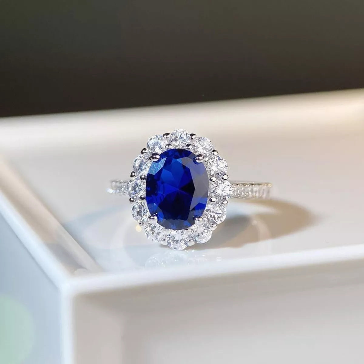 925 Sterling Silver Zircon Geometric Ring
