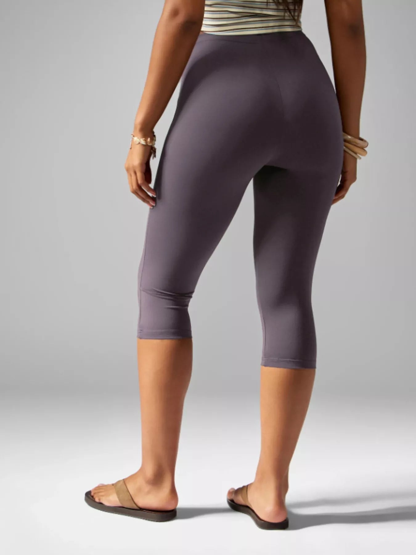High-Waisted Active Capri Leggings