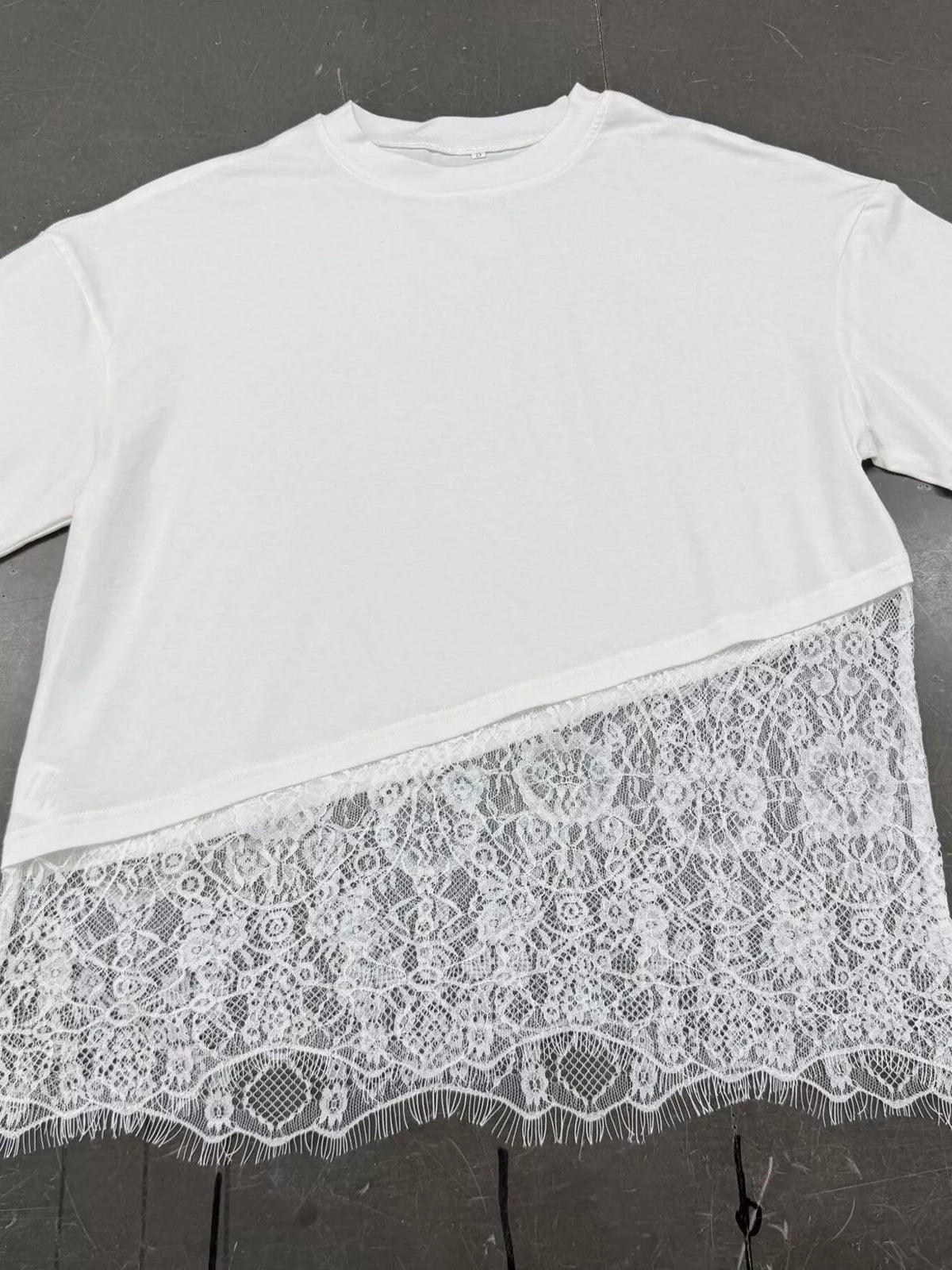 Lace Hem Short Sleeve Top