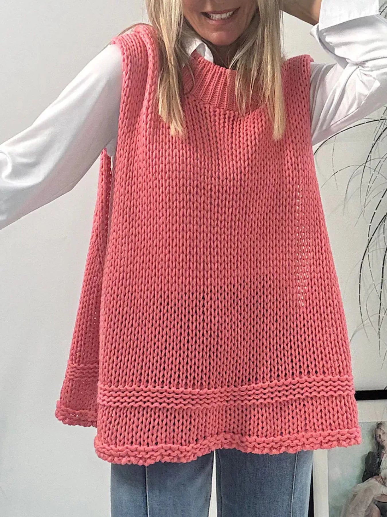 Round Neck Sweater Vest
