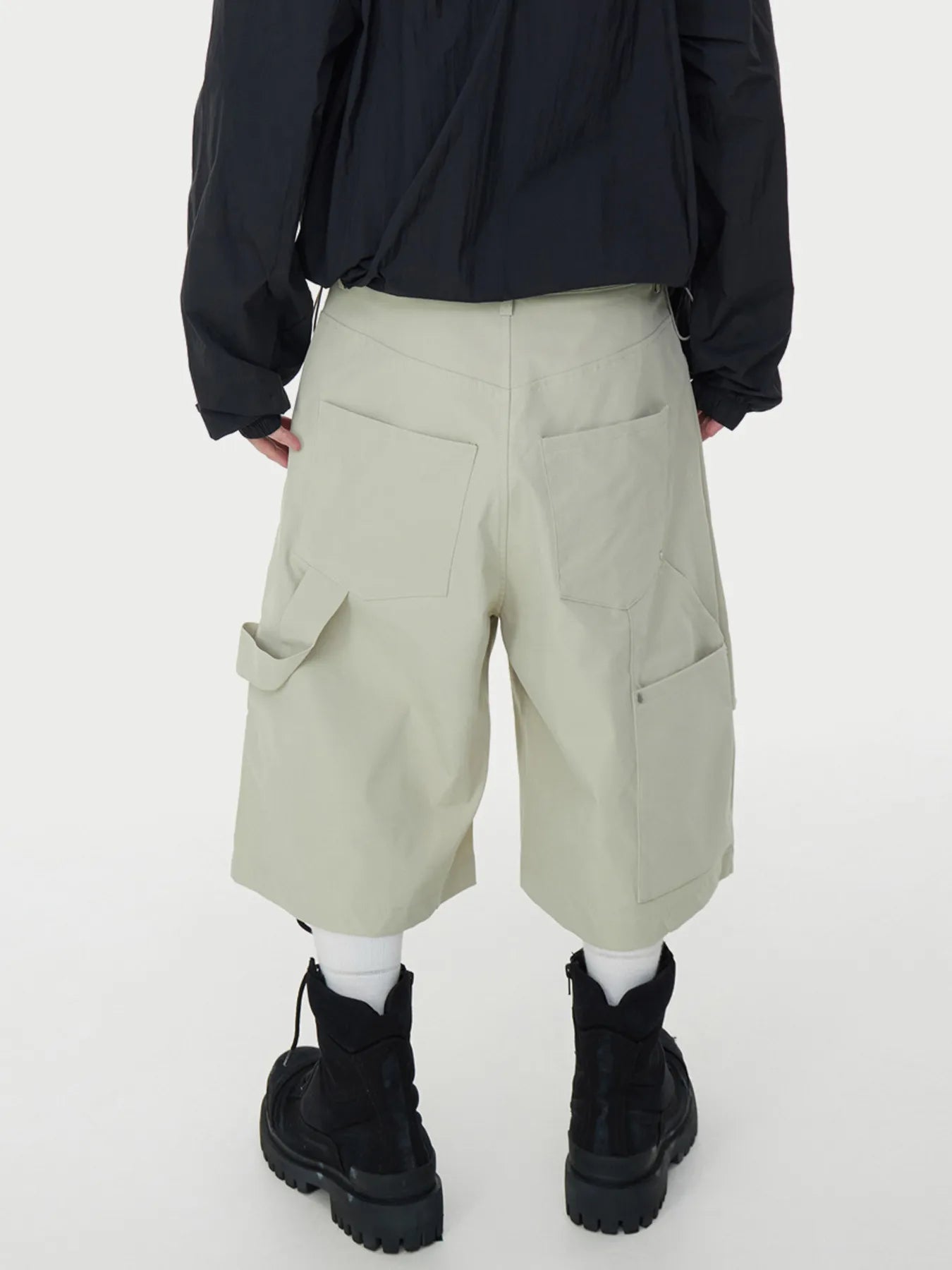 Men's Wide Leg Cargo Shorts