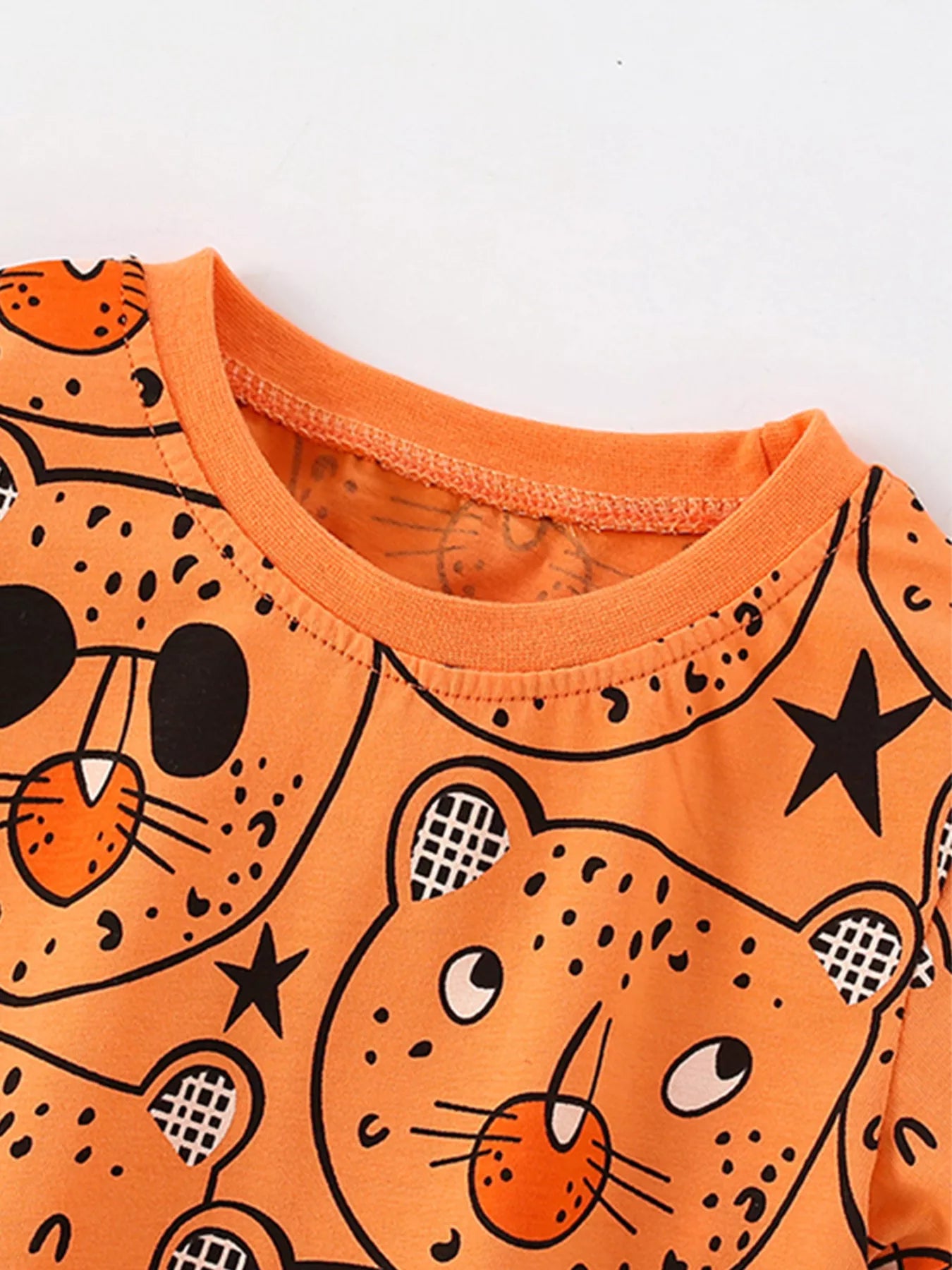 Children's Bear Print Round Neck Top and Shorts Set