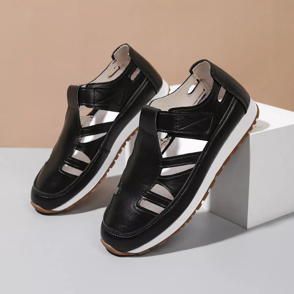 Round Toe Cutout Sandals