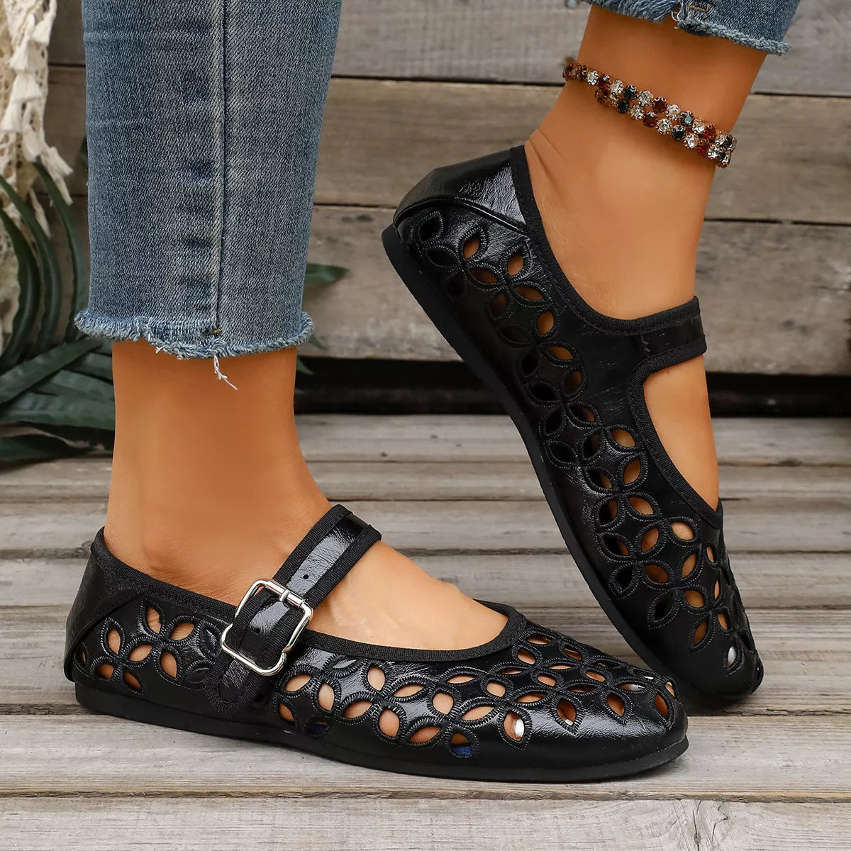 Round Toe Cutout Slip-Ons
