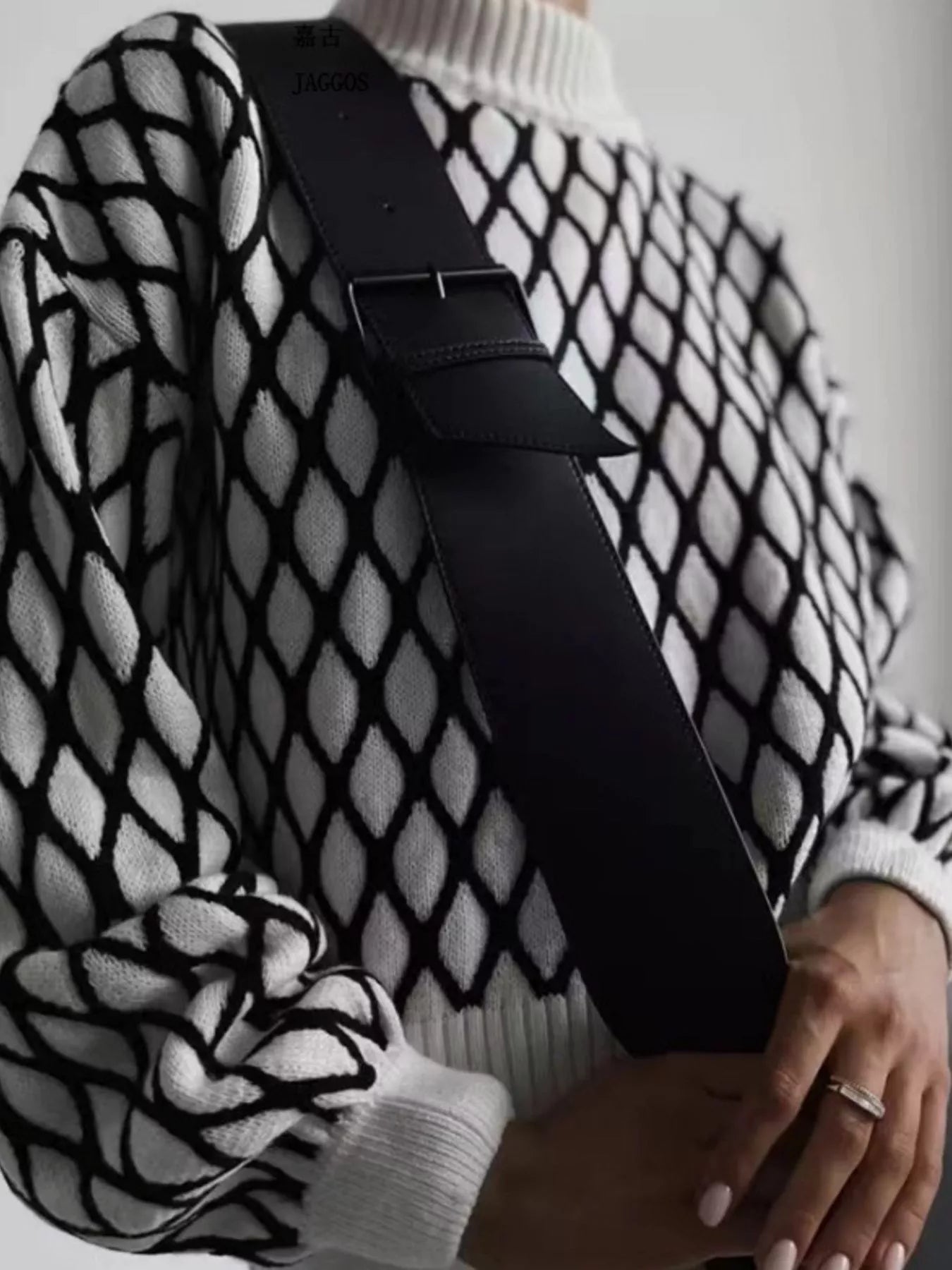 Geometric Pattern Turtleneck Sweater