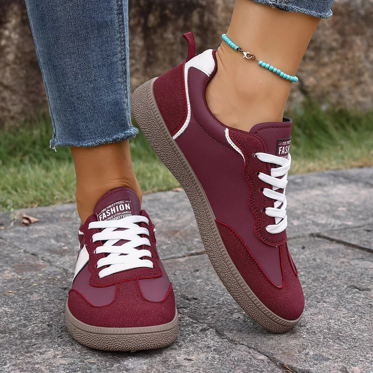 Round Toe Lace Up Sneakers