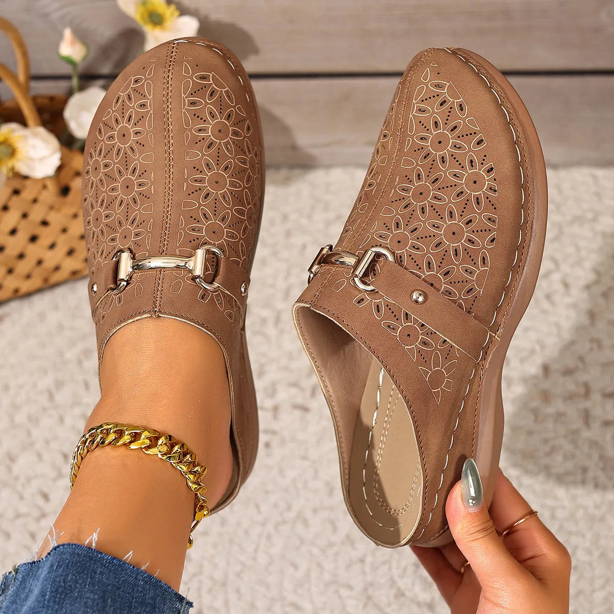 Round Toe Wedge Sandals