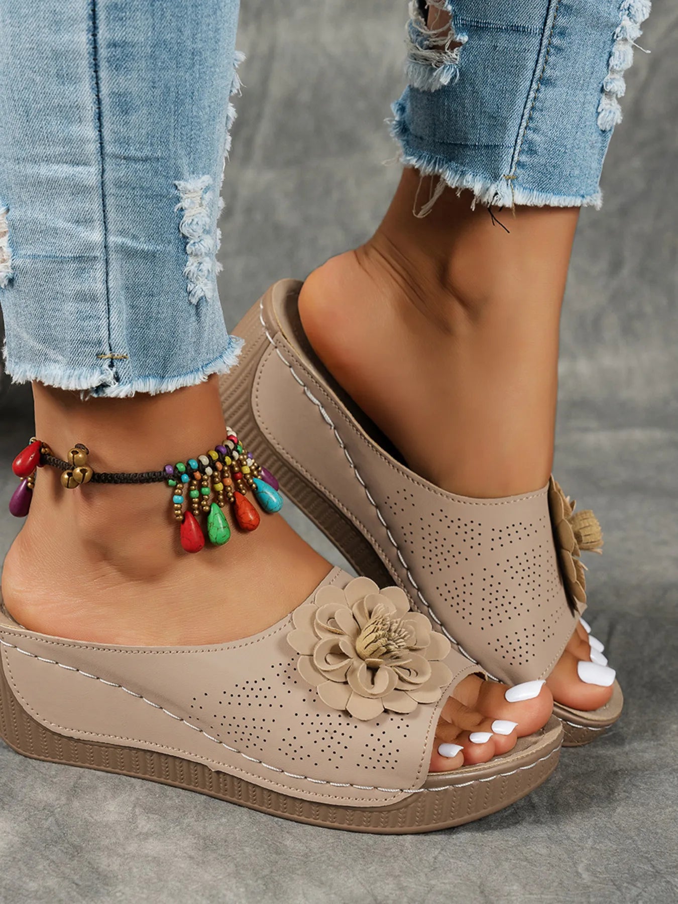 Flower Peep Toe Wedge Sandals