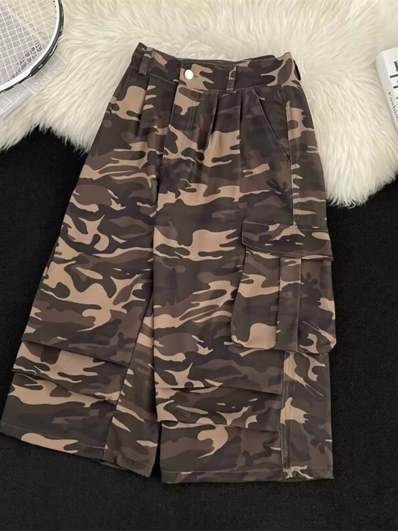 Men's Camouflage Cargo Shorts with Multiple Pockets