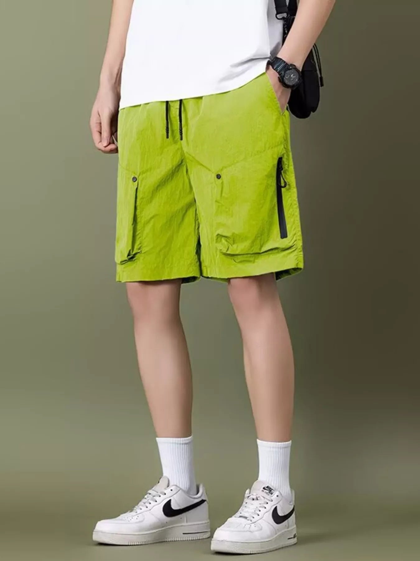 Men's Full Size Lightweight Cargo Shorts with Zipper Pockets Plus Size