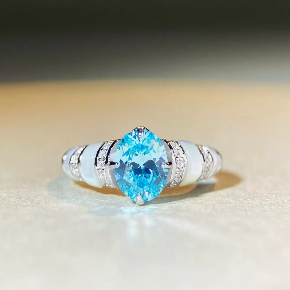 925 Sterling Silver Zircon Geometric Ring