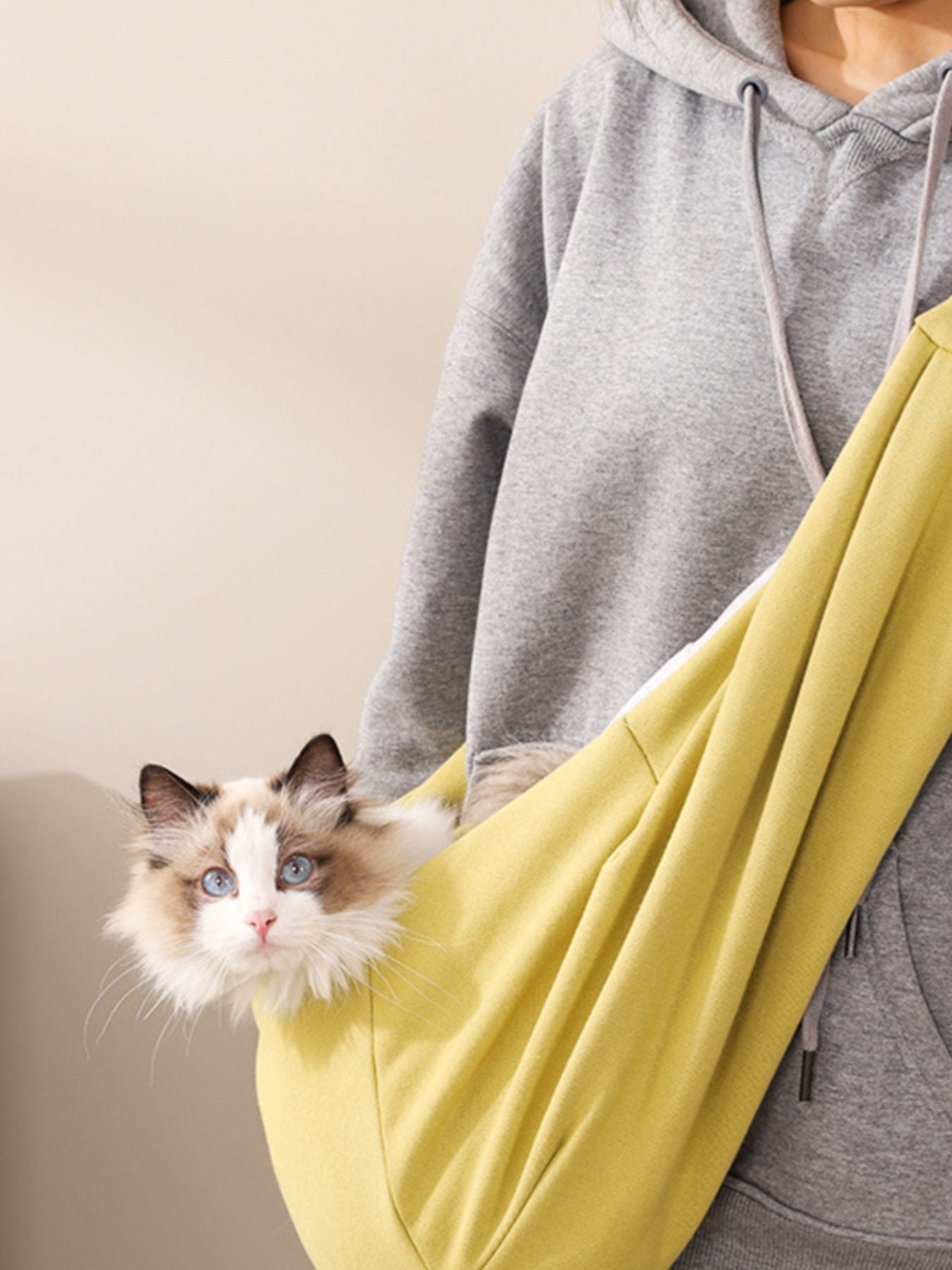 Comfortable Pet Carrier Sling Bag