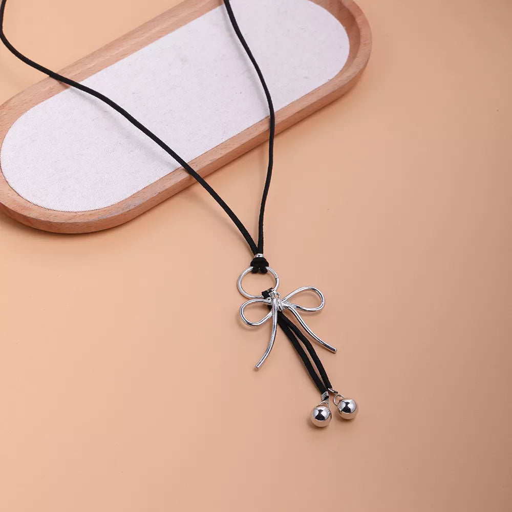 Elegant Bow Pendant Necklace