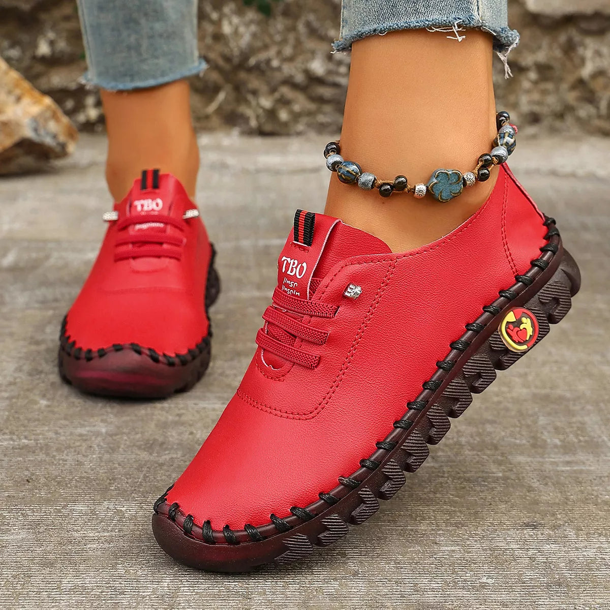 Round Toe Lace Up Sneakers