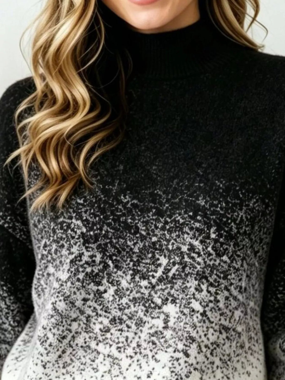 Gradient Turtleneck Long Sleeve Sweater