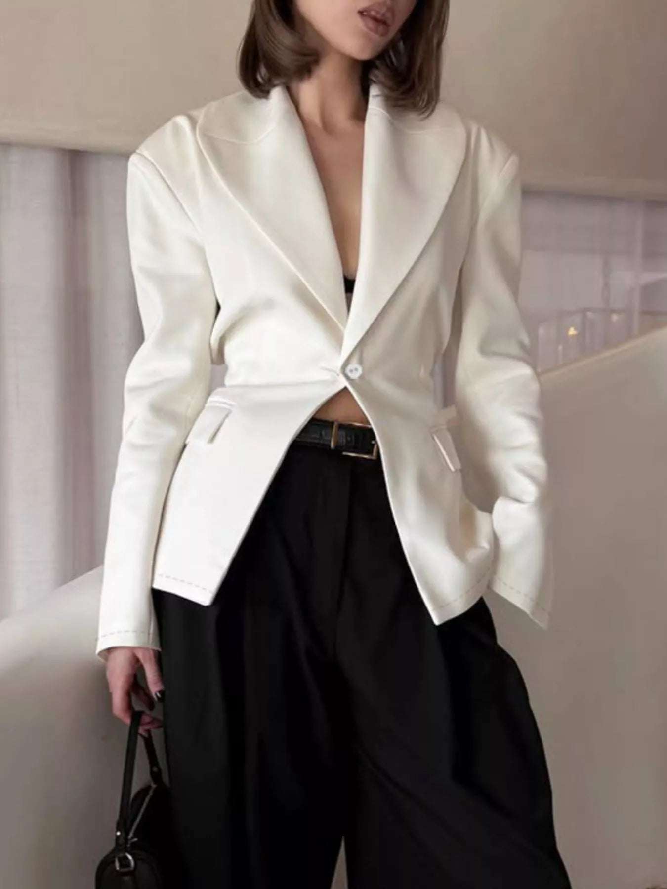One Button Padded Shoulders Blazer