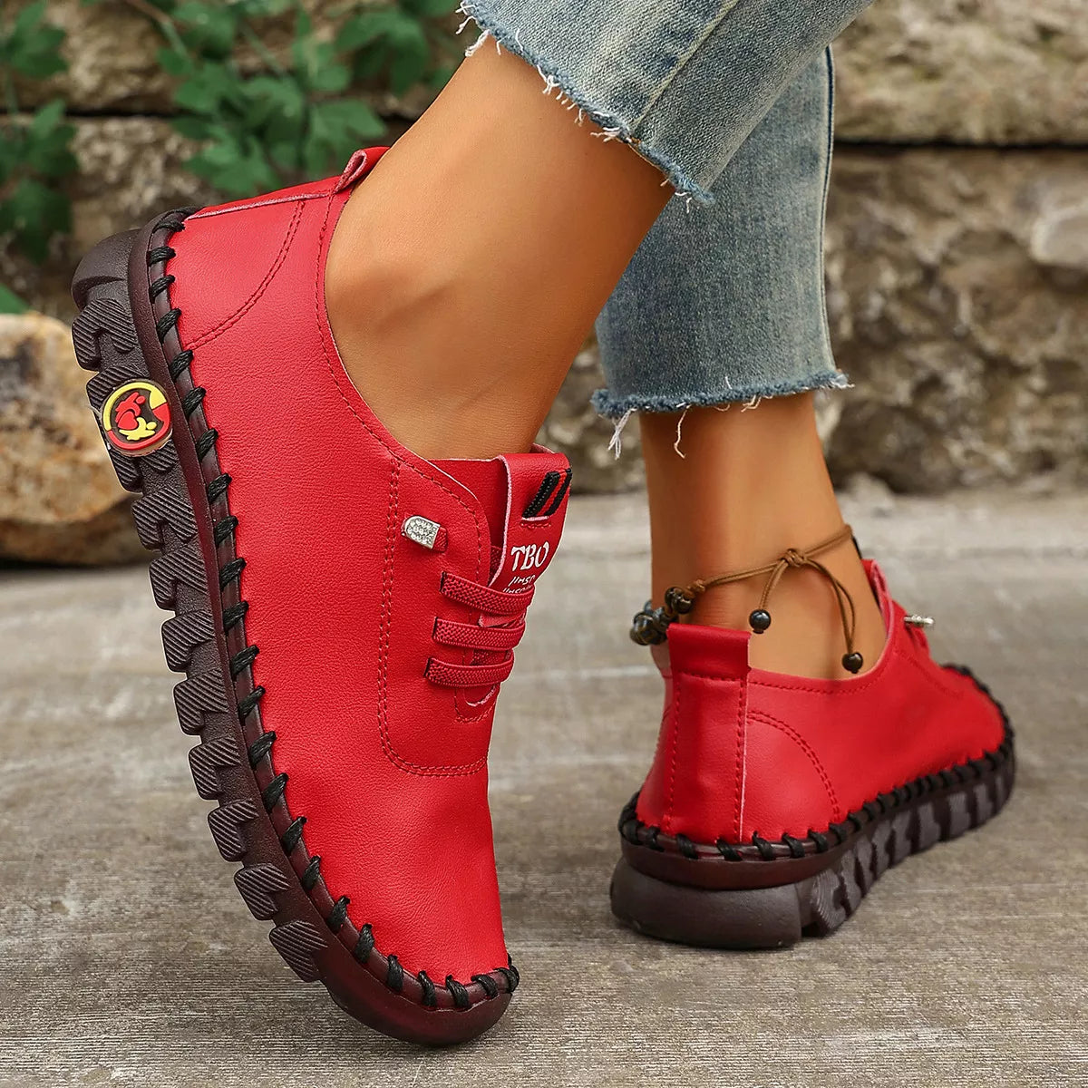 Round Toe Lace Up Sneakers
