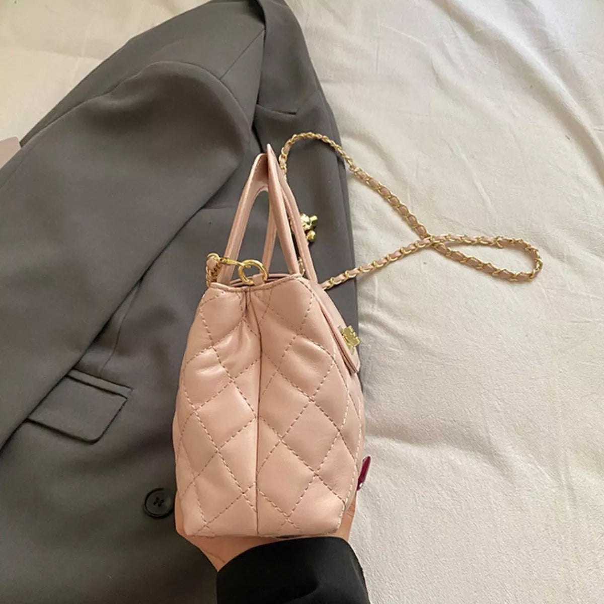 Quilted Chain Strap Crossbody Bag
