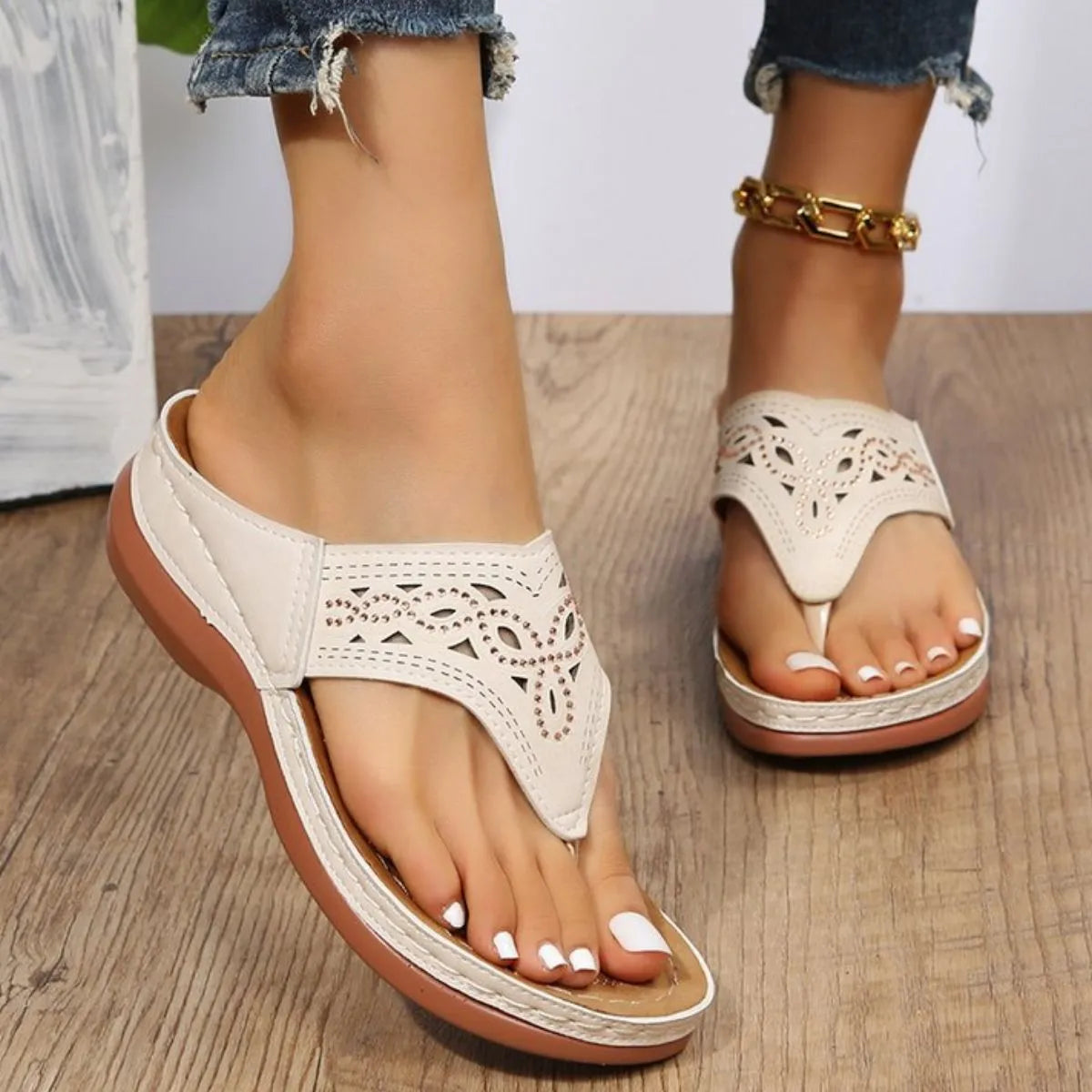 Toe Post Platform Sandals