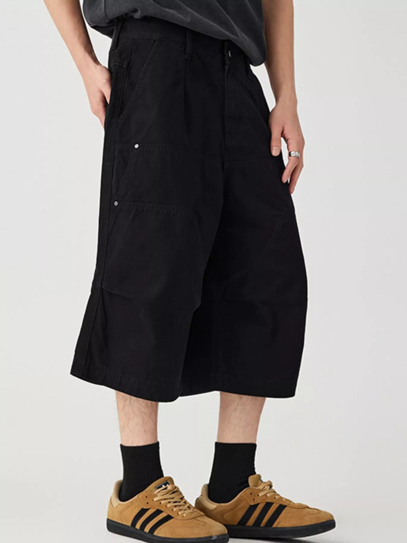 Men's Wide-Leg Shorts