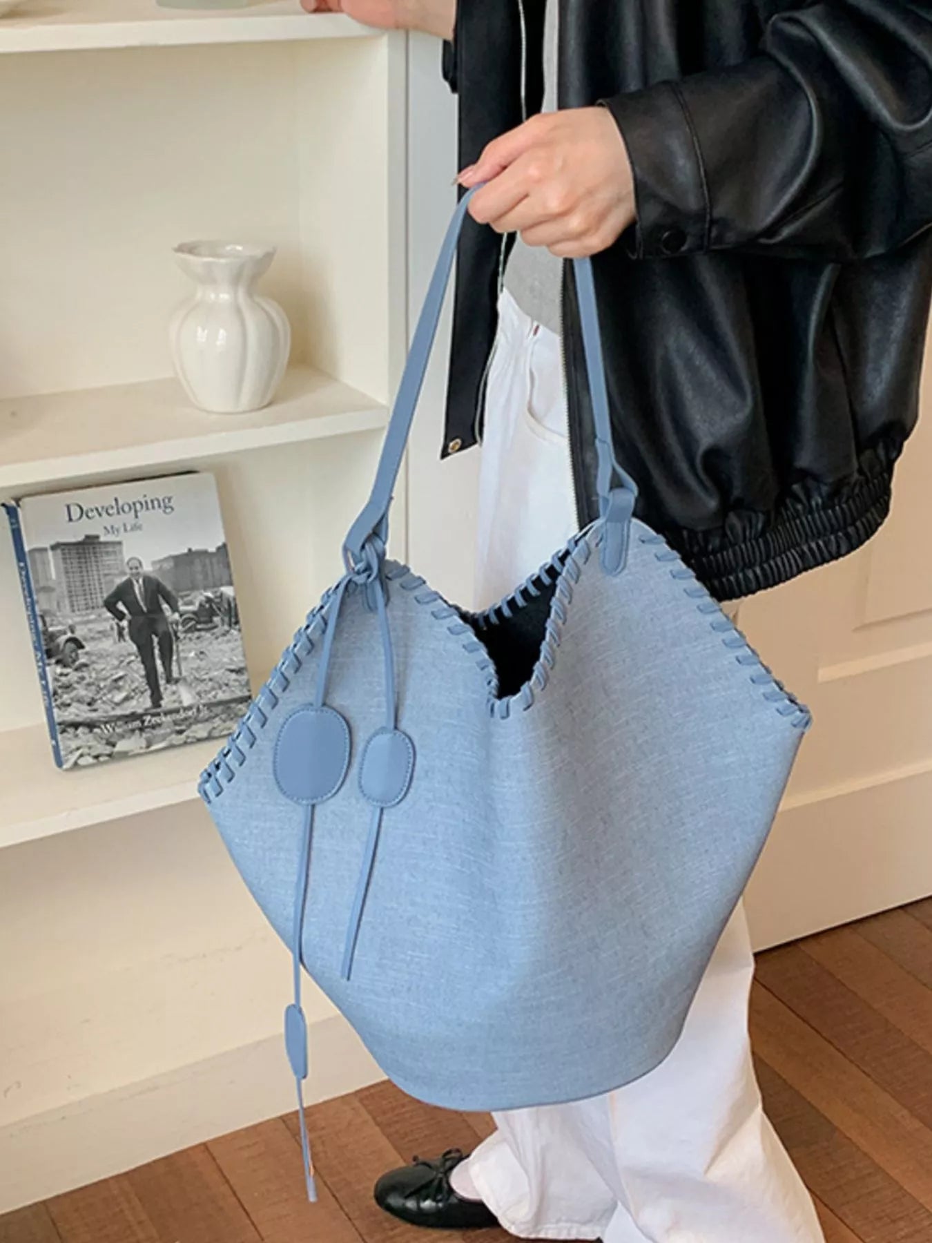 Casual Large Capacity Shoulder Bag