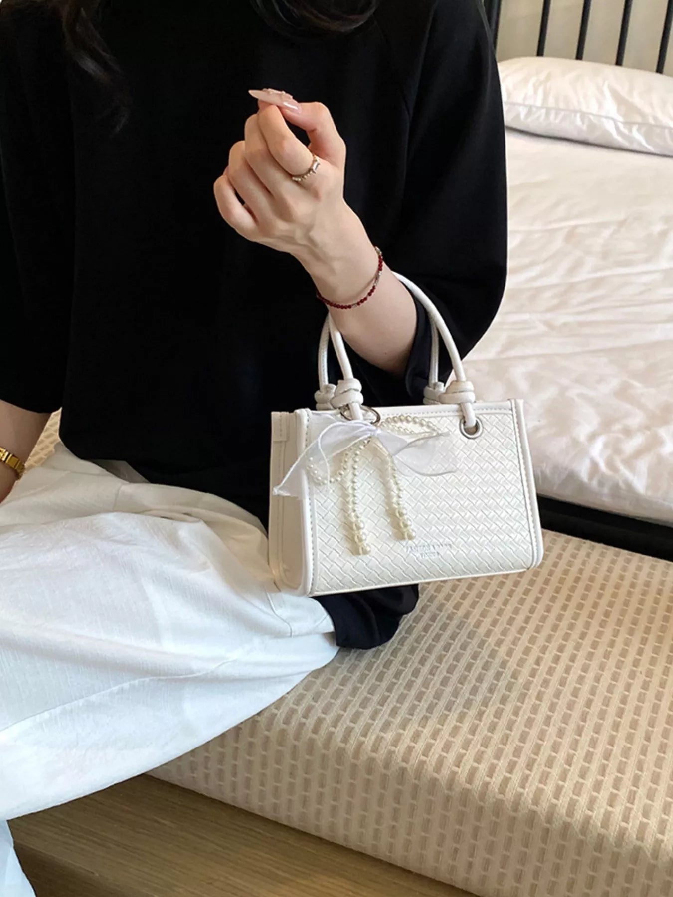 Elegant Bow Pearl Embellished Crossbody Bag