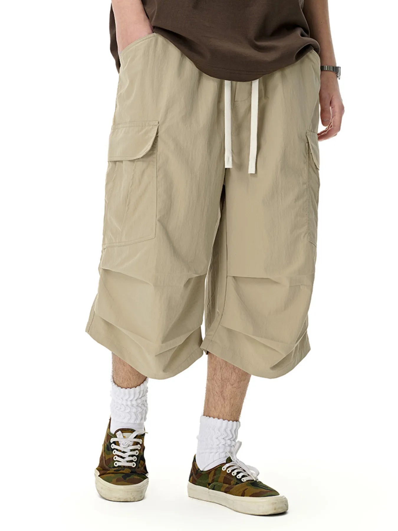 Men's Loose-Fit Cargo Shorts