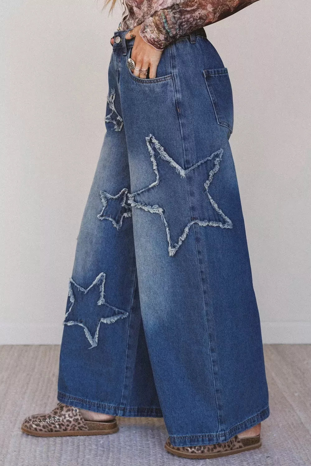 Star Decorated Wide Leg Jeans