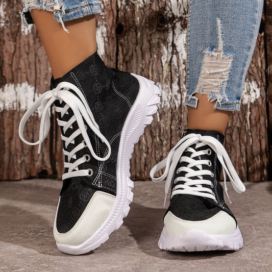 Lace Up Round Toe Sneakers