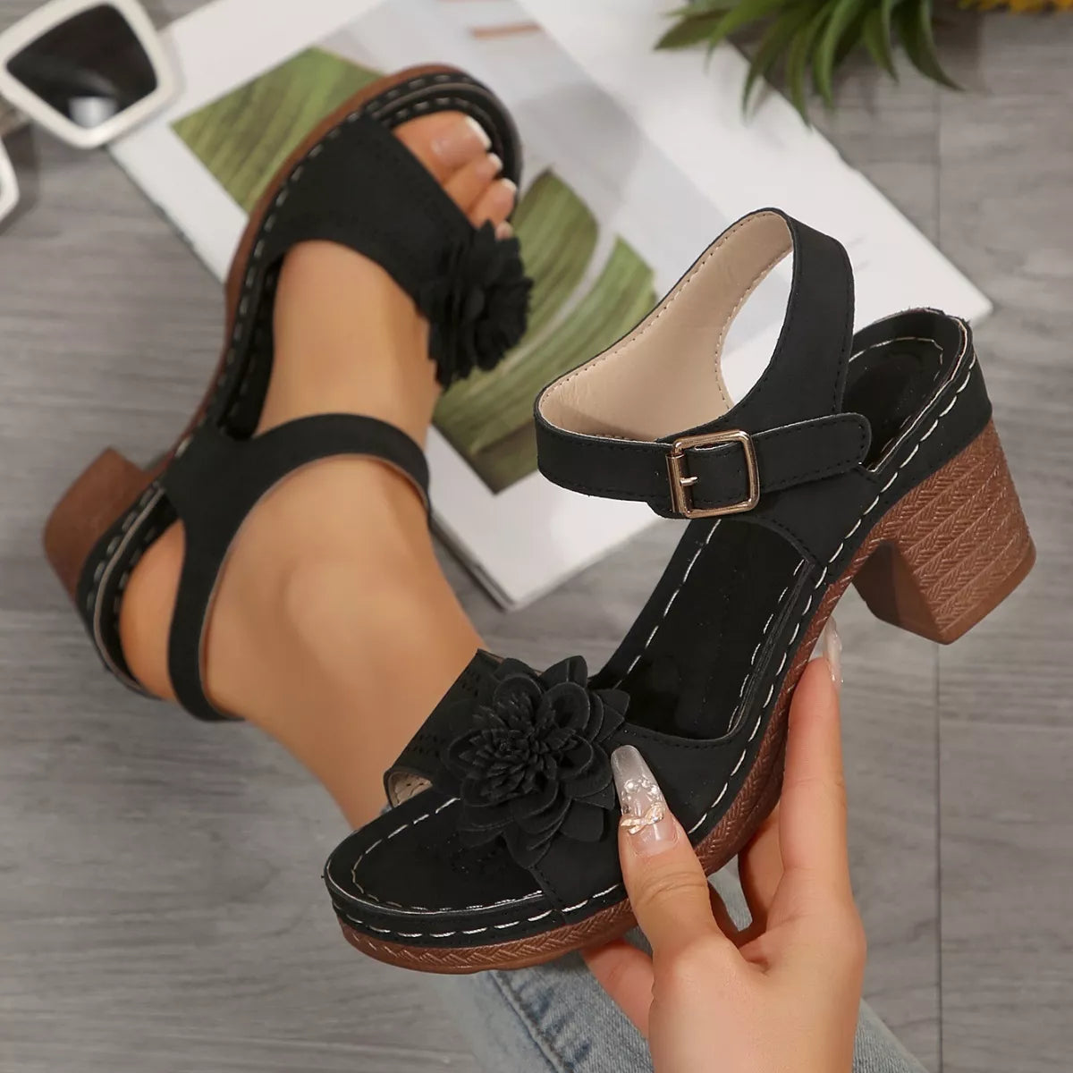 Floral Decor Buckle Ankle Strap Block Heel Sandals