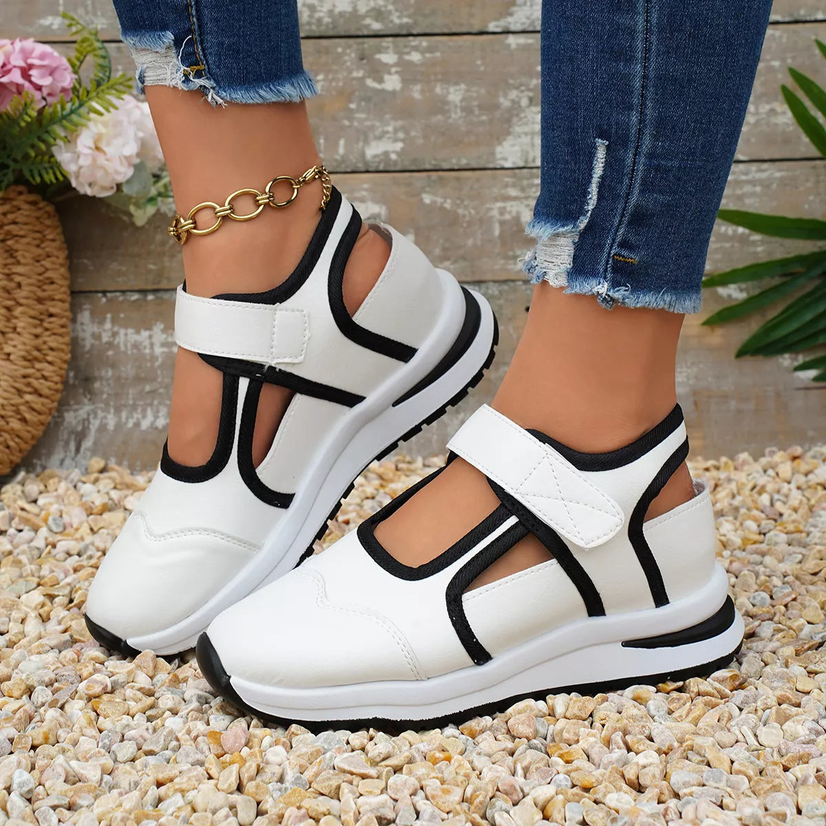 Round Toe Sandals