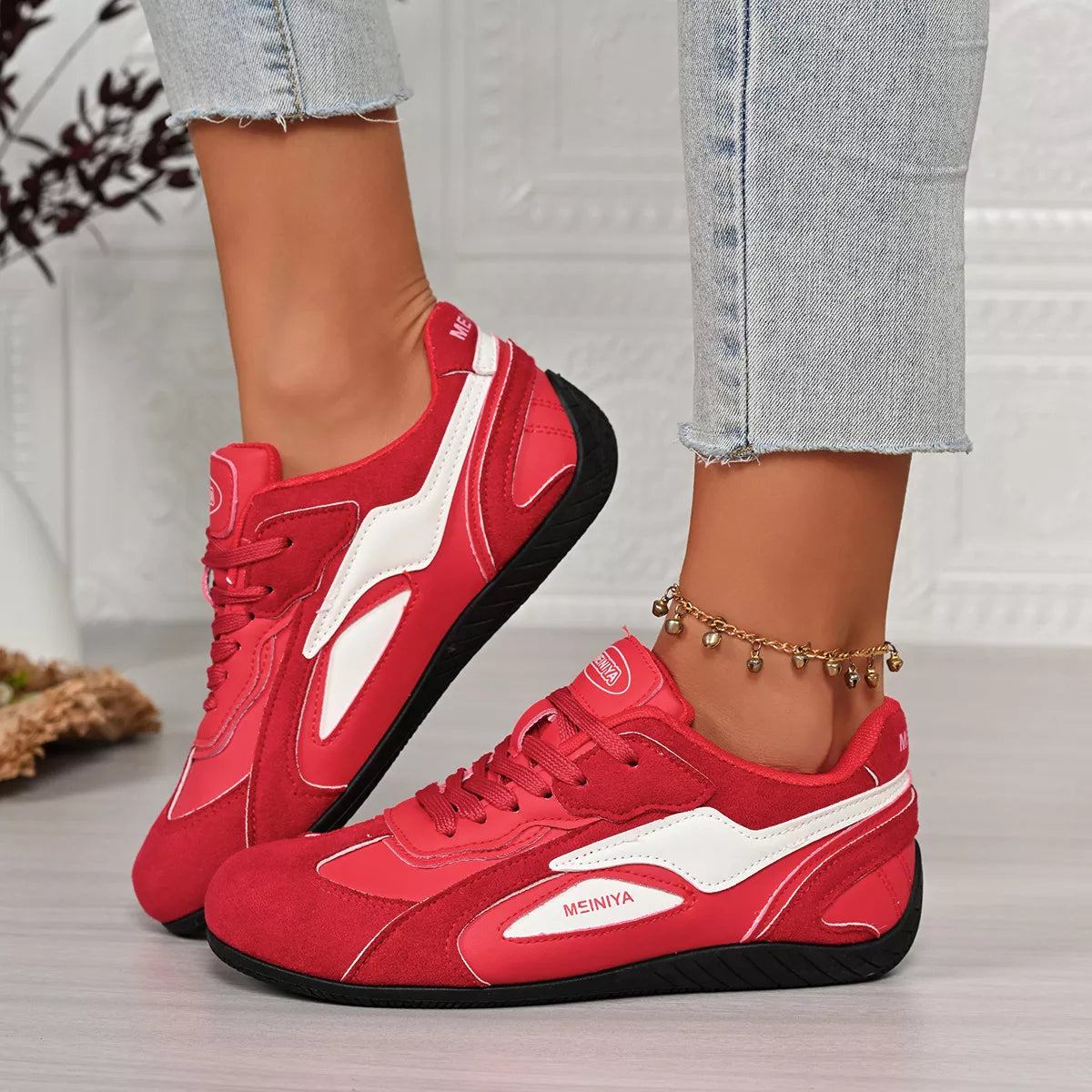 Round Toe Lace Up Sneakers