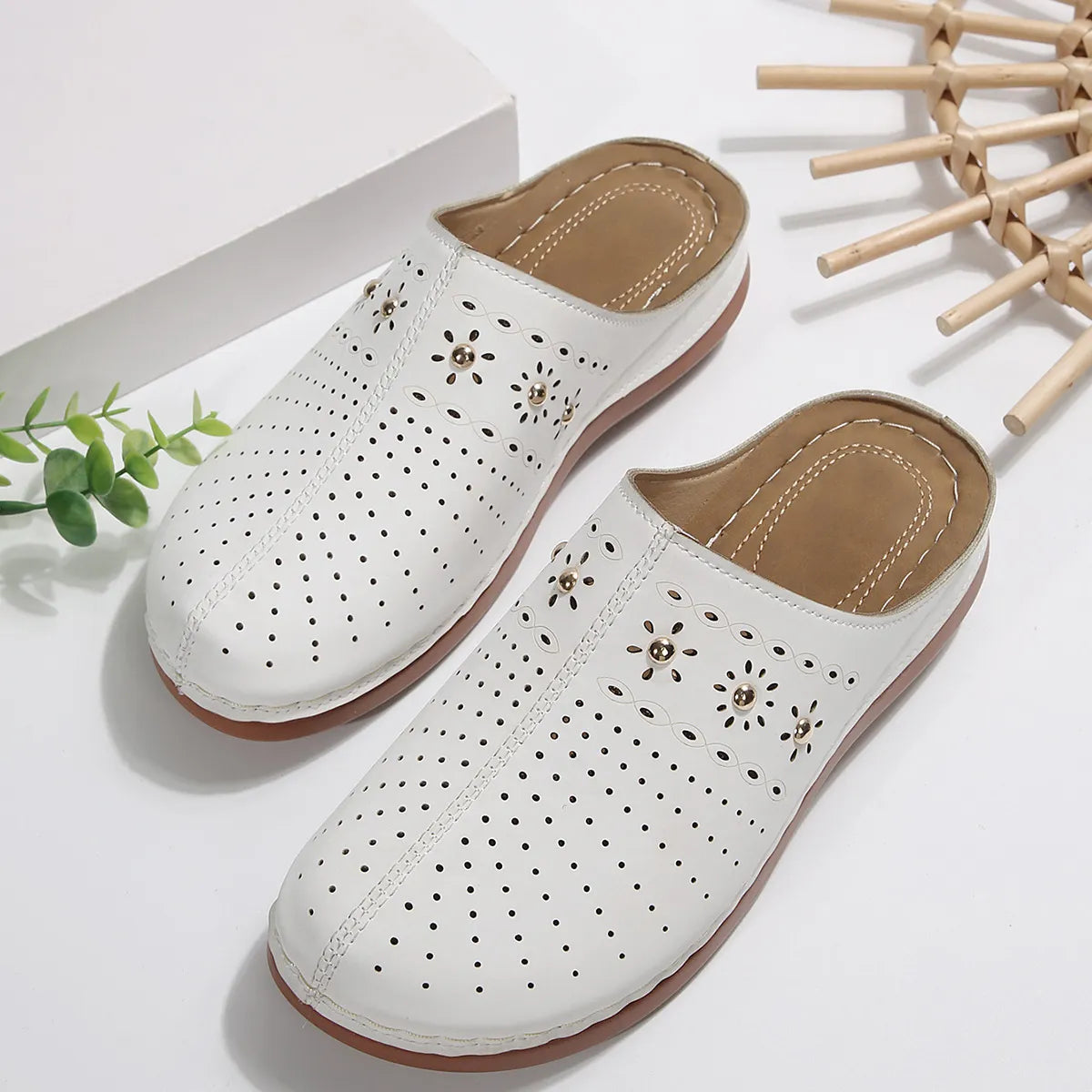Round Toe Wedge Sandals